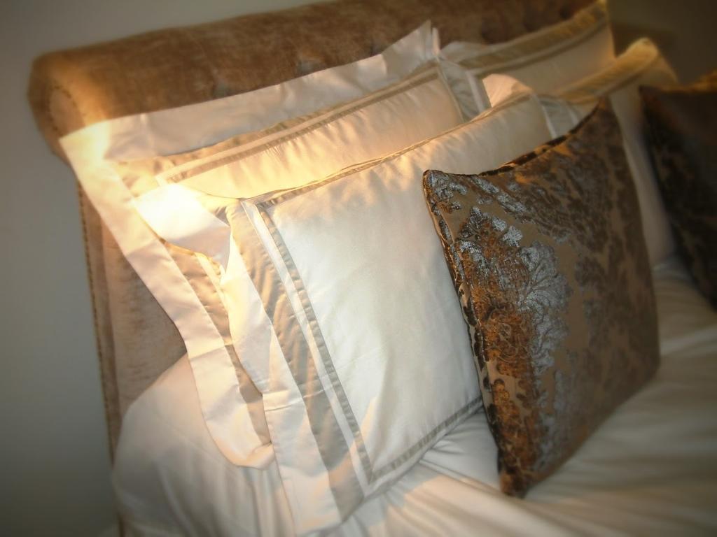كليثروي Fifty One And A Half Boutique B&B الغرفة الصورة