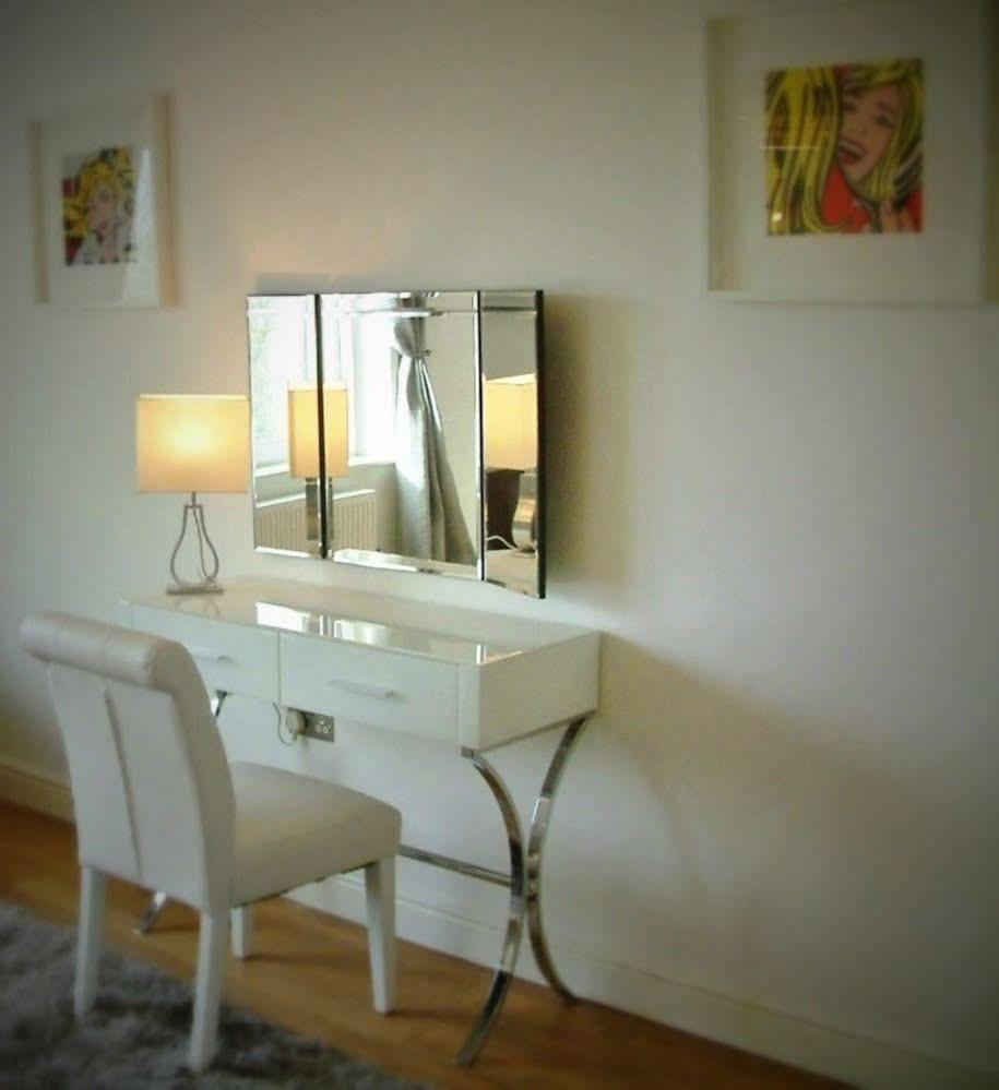 كليثروي Fifty One And A Half Boutique B&B المظهر الخارجي الصورة