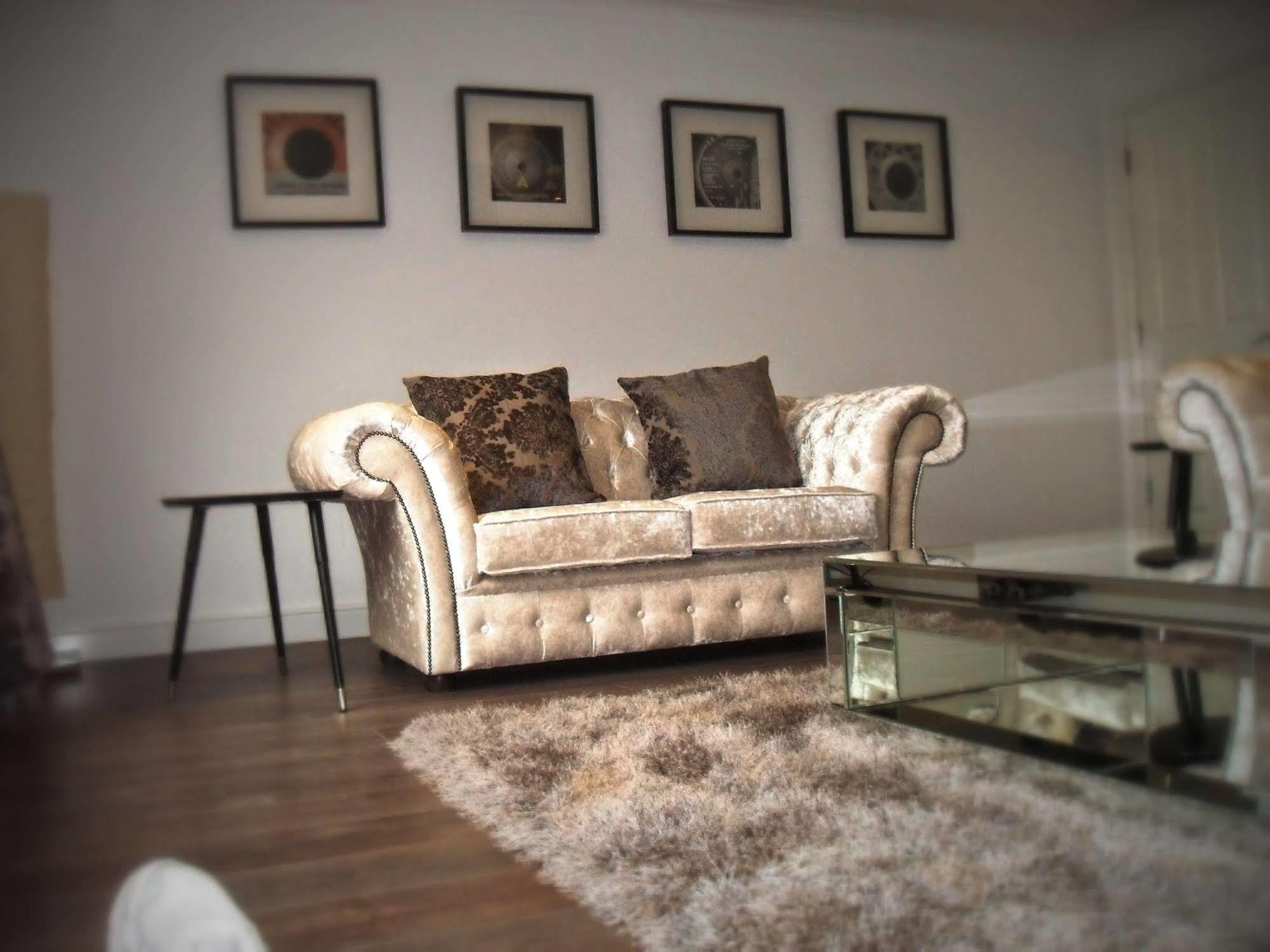 كليثروي Fifty One And A Half Boutique B&B المظهر الخارجي الصورة